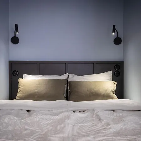 Center 81 - Properunit